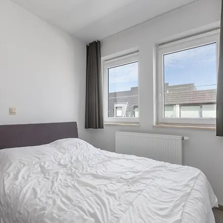 Apartman Stylish 2-bedroom With Terrace, Cleaning Included