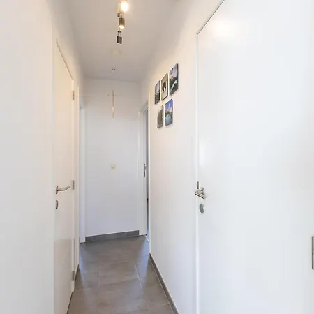 Stylish 2-bedroom With Terrace, Cleaning Included Middelkerke